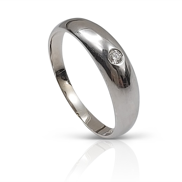 Signet-diamond-solitaire-ring-3-1.jpg