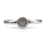 White-gold-diamond-ring-3.jpg