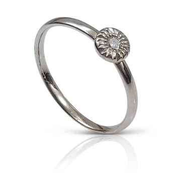 Fine natural diamond solitaire ring